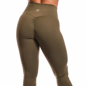 Til You Collapse Resilient Scrunch Leggings